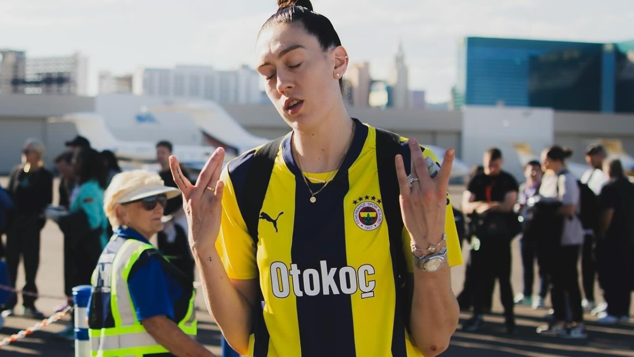 Dünyaca ünlü yıldız Fenerbahçe için İstanbul’a geldi!