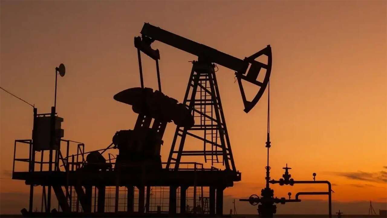 ABD-İran ateşkesinin ardından petrol fiyatı düştü