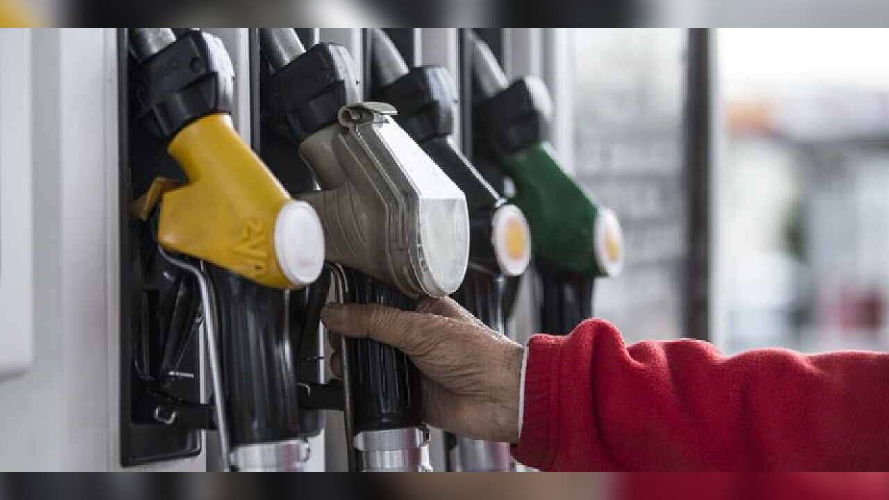 Benzin ve motorinde zamlar pompaya yansıdı: İşte güncel fiyatlar
