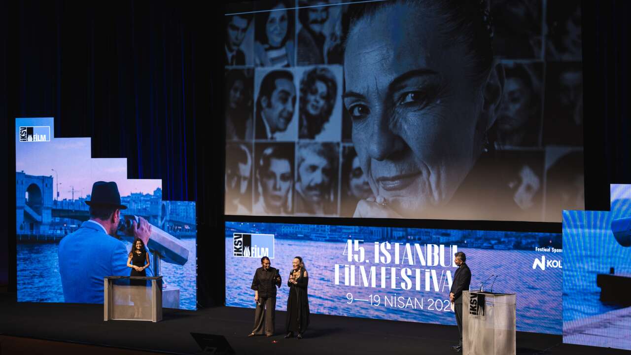 İstanbul Film Festivali başladı: Onur ödülü Nilüfer Aydan'ın