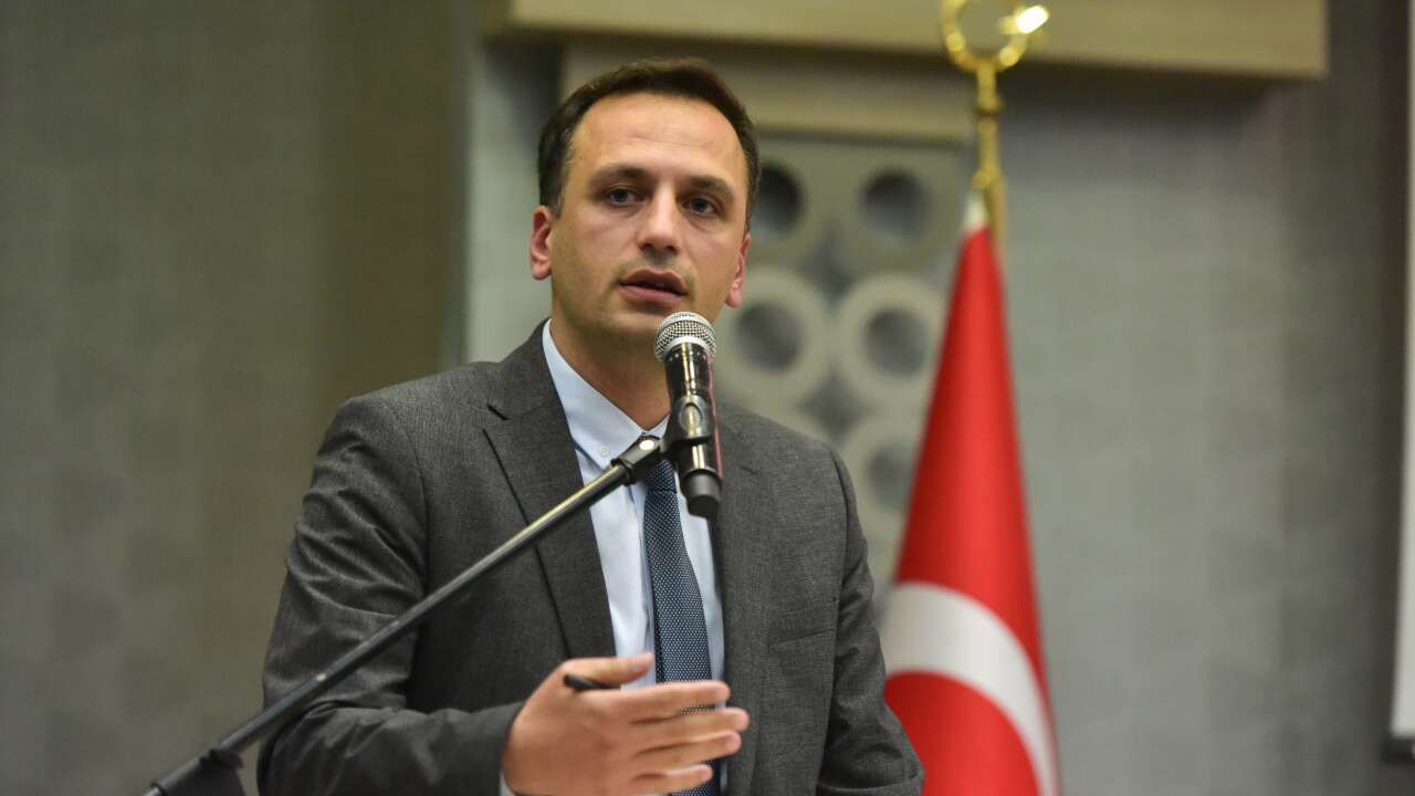 Bornova Belediyesi Başkanı Ömer Eşki gözaltına alındı