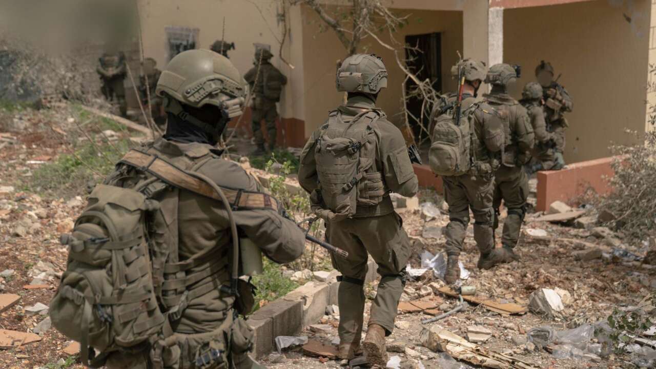 İsrail, Lübnan'a saldırılarını sürdürüyor: 'Hizbullah'ın topçu komutanlarından El-Hasan öldü