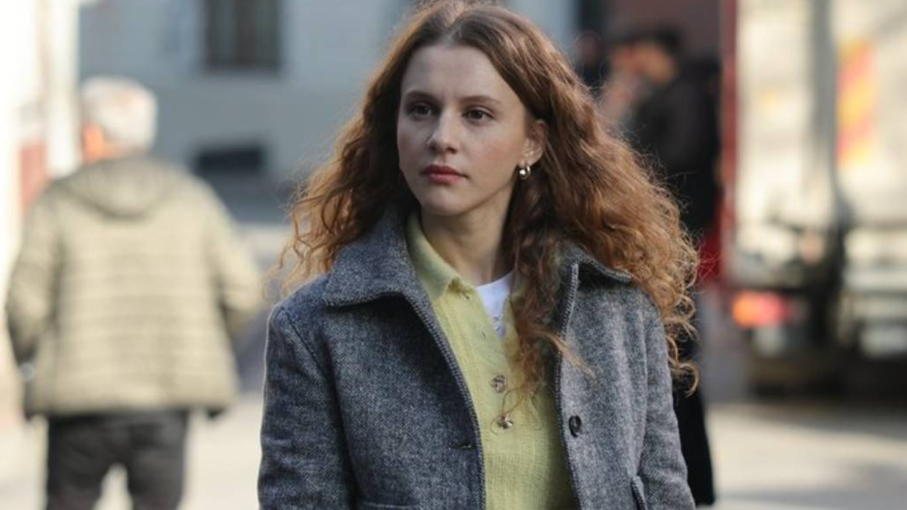 Oyuncu Ahsen Eroğlu, yurt dışı yasağıyla serbest