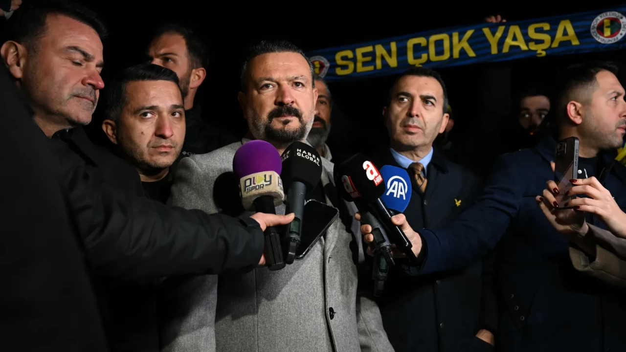 Torunoğulları’ndan Fenerbahçe taraftarına forvet müjdesi: 'Haziran'da yüzde 90 bitmiş olacak'