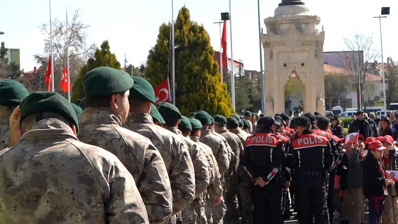 Bakan açıkladı: Polislik şartları değişiyor