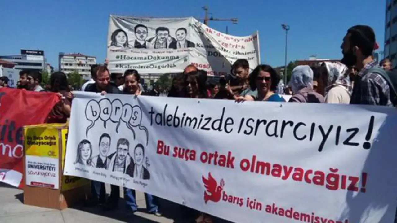 Barış Akademisyenlerine bir ret daha