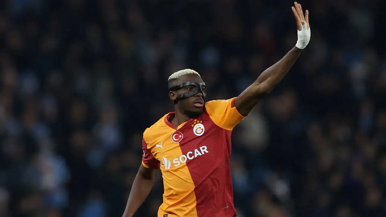 Victor Osimhen'in dönüş tarihini Okan Buruk açıkladı