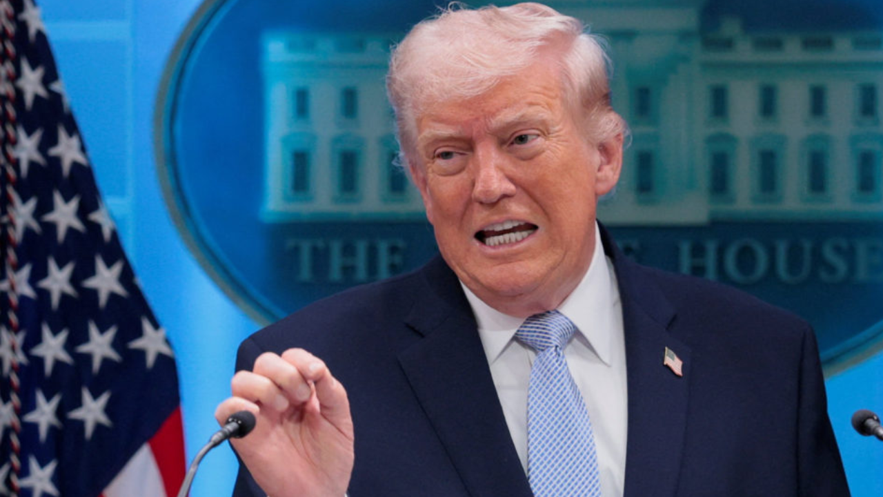 Trump, Pakistan'ı işaret etti: ABD ve İran iki gün içinde yeniden masada