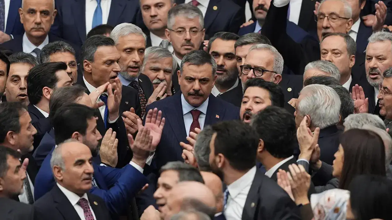 Ankara'da hareketli dakikalar: CHP İçişleri Bakanı Mustafa Çiftçi ile görüşecek
