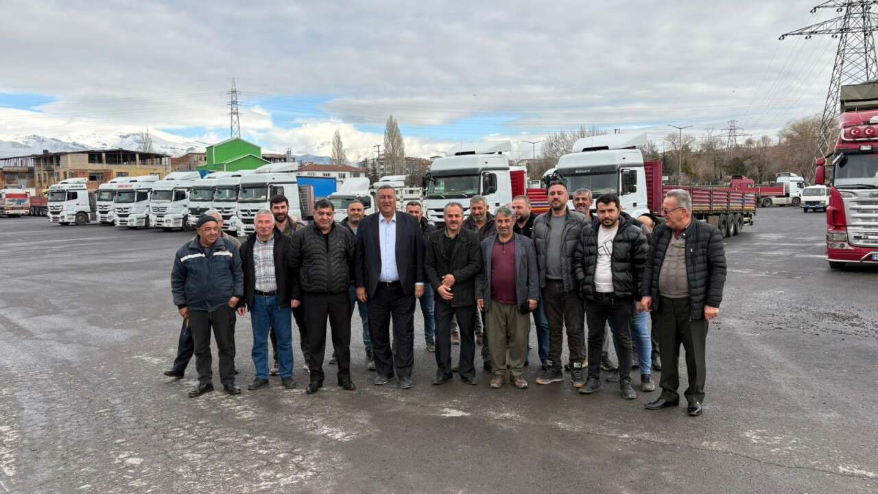 CHP'li Gürer açıkladı: Nakliyeci, tırcı ve şoför kontağı kapattı