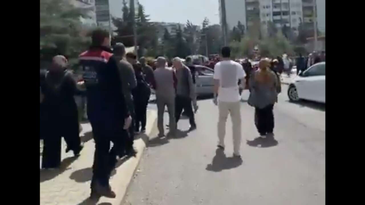 Siyasilerden Kahramanmaraş mesajları: Bu ihmali normalleştirmeyeceğiz