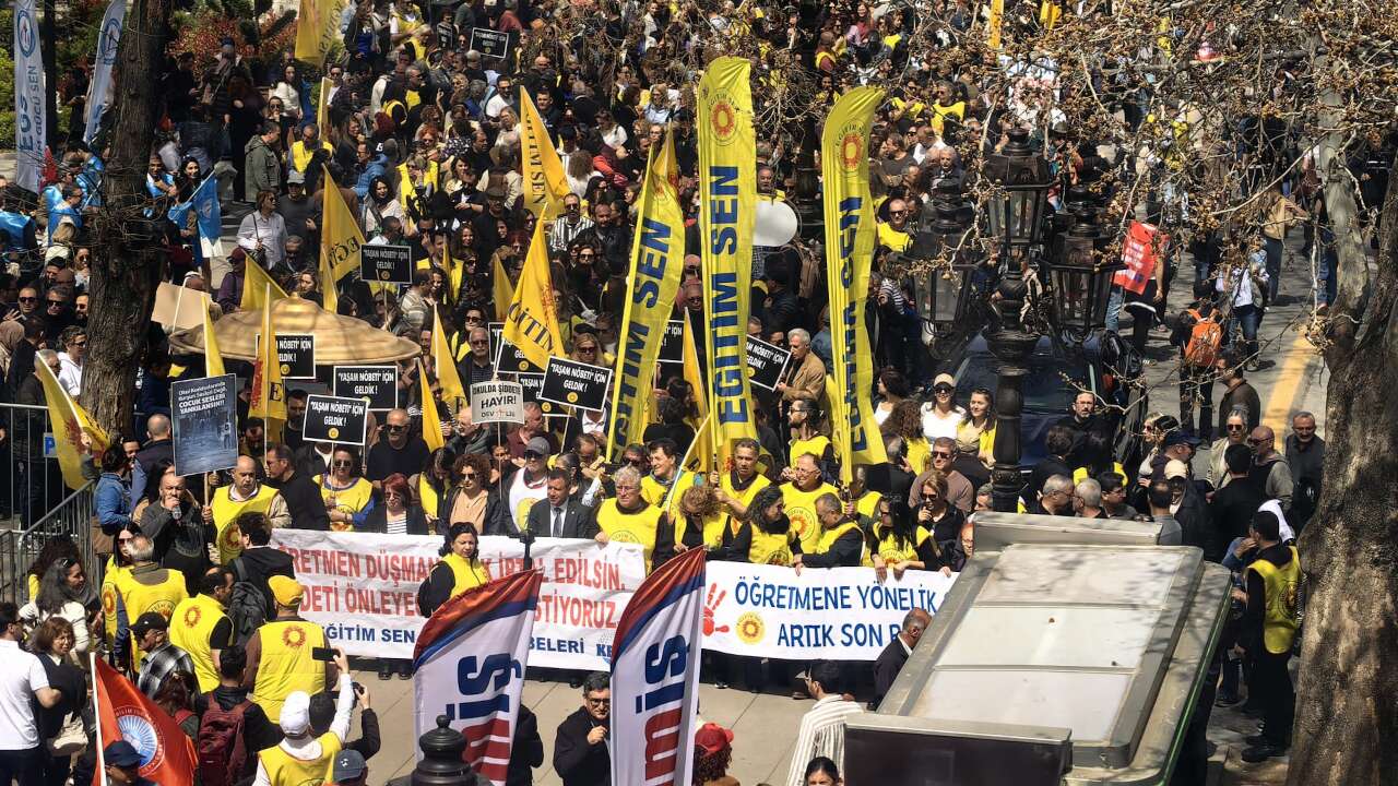 Eğitim Sen: MEB önünde kesintisiz yaşam nöbetine başlıyoruz