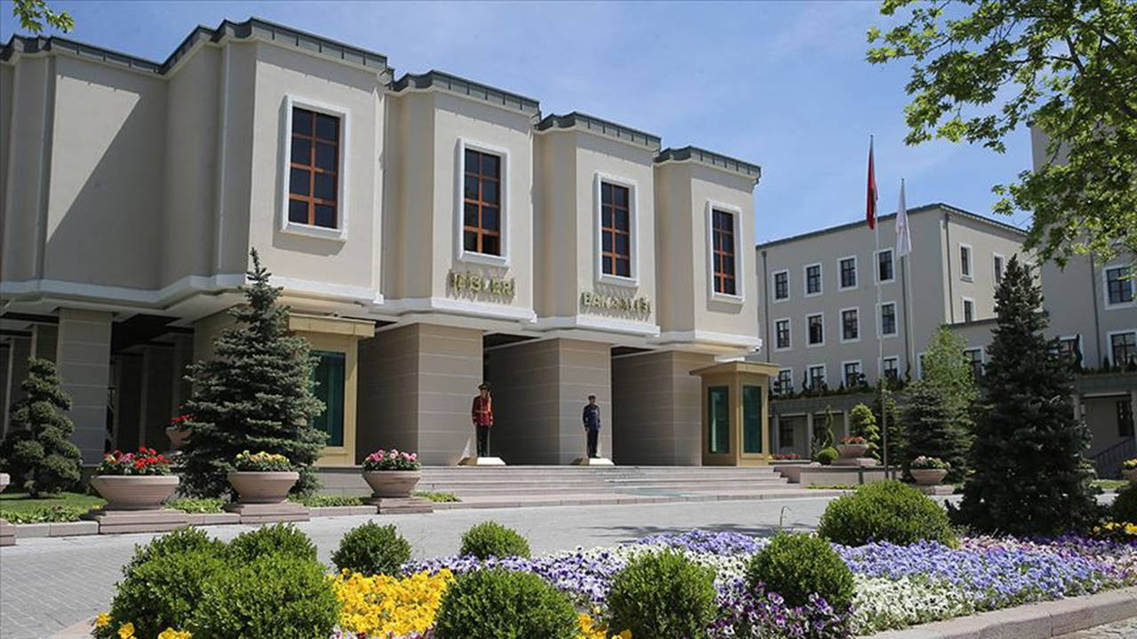 İçişleri'nden okul saldırıları için talimat: Mülkiye ve polis başmüfettişleri görevlendirildi