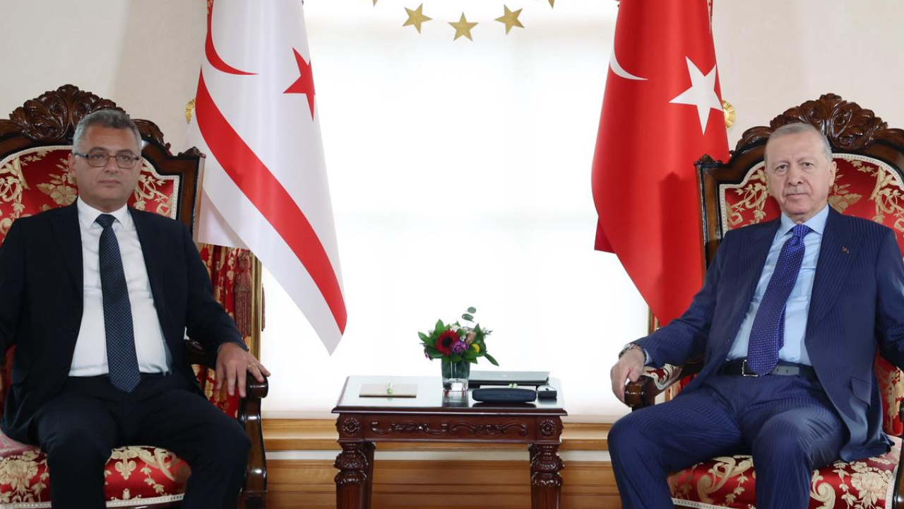 Erdoğan, KKTC Cumhurbaşkanı Erhürman ile bir araya geldi