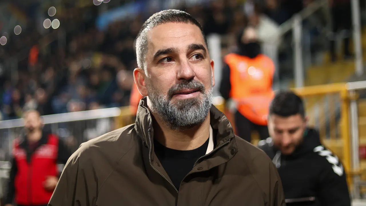 Arda Turan bir ilki başardı: Shakhtar Donetsk Konferans Ligi'nde yarı finalde