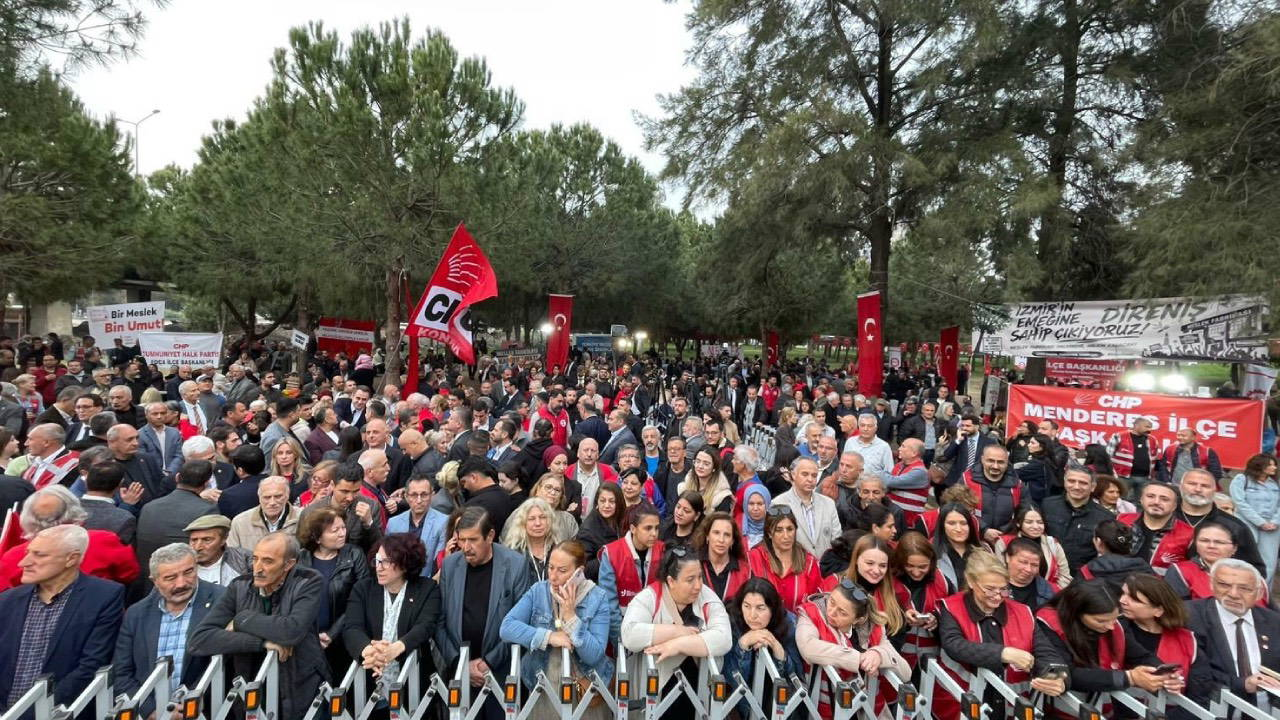 Meslek Fabrikası'nda 12 günlük nöbet sona erdi: 'Mücadele İzmir’in her sokağında sürecek’