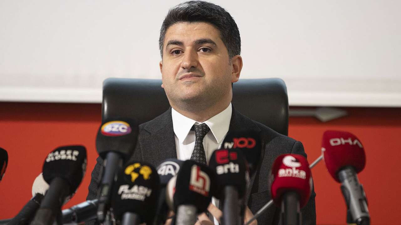 CHP'li Zeybek paylaştı: Gözaltına alınan Adıgüzel 52 bin oy farkı atmıştı...