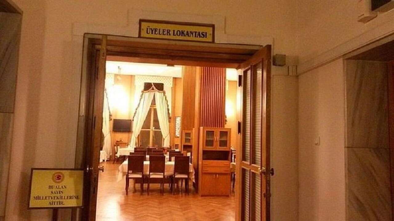 Meclis'teki taciz skandalında bilirkişi raporu: Stajyer öğrenciye fiziksel taciz kamera kayıtlarında!