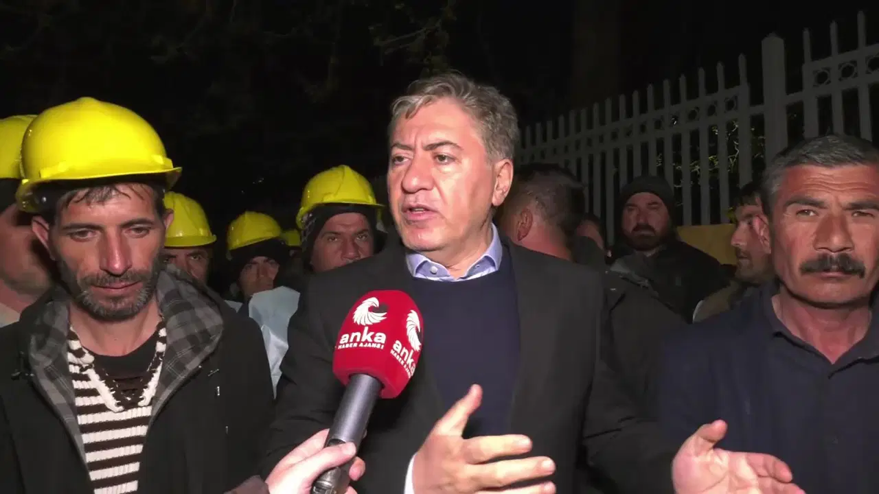 CHP'li Emir'den Doruk Madencilik işçilerine destek: 'Bir kere de patrondan yana olmayın'