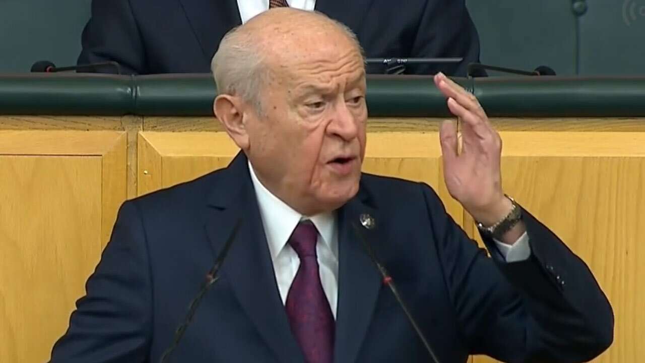 MHP lideri Bahçeli’den CHP lideri Özel’e: Ara seçimle suları bulandırmak aklı felce uğratmaktır