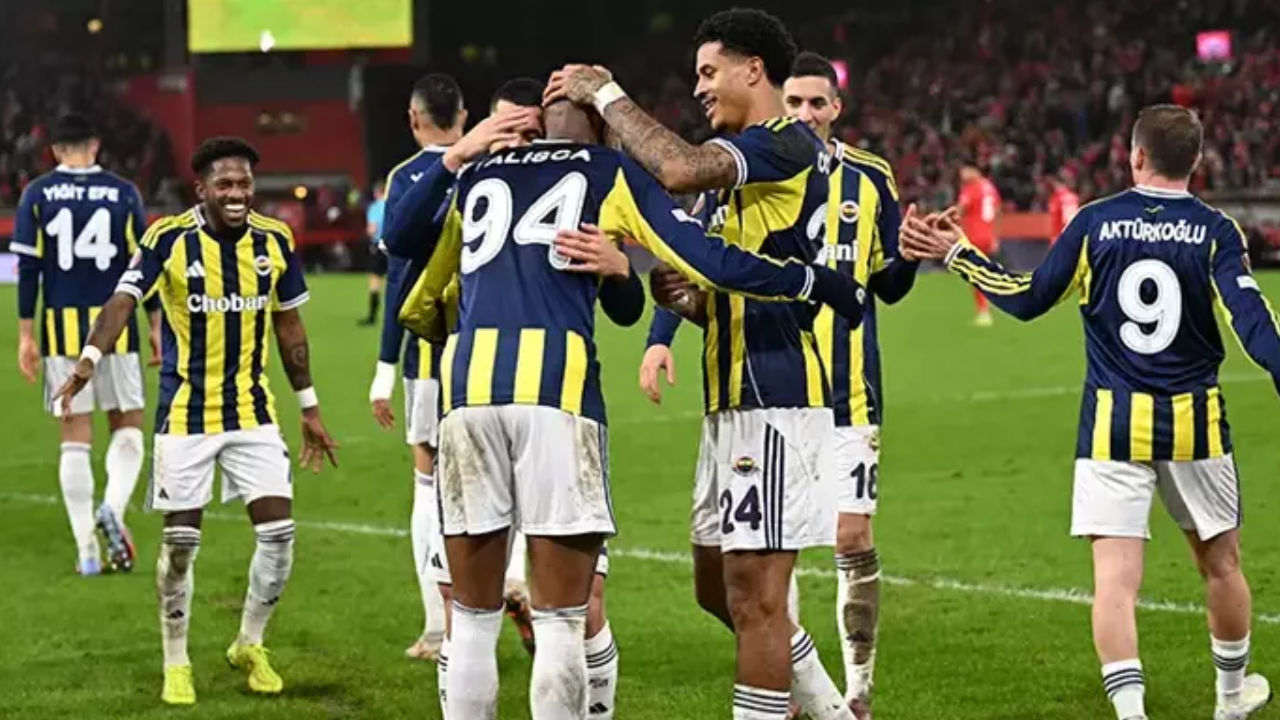 Konyaspor - Fenerbahçe maçının 11'leri belli oldu