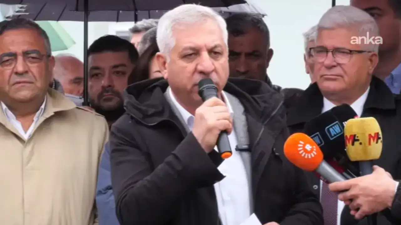 Siyasi partiler Demirtaş ve Mızraklı'yı ziyaret etti: AİHM kararları uygulanmalı!