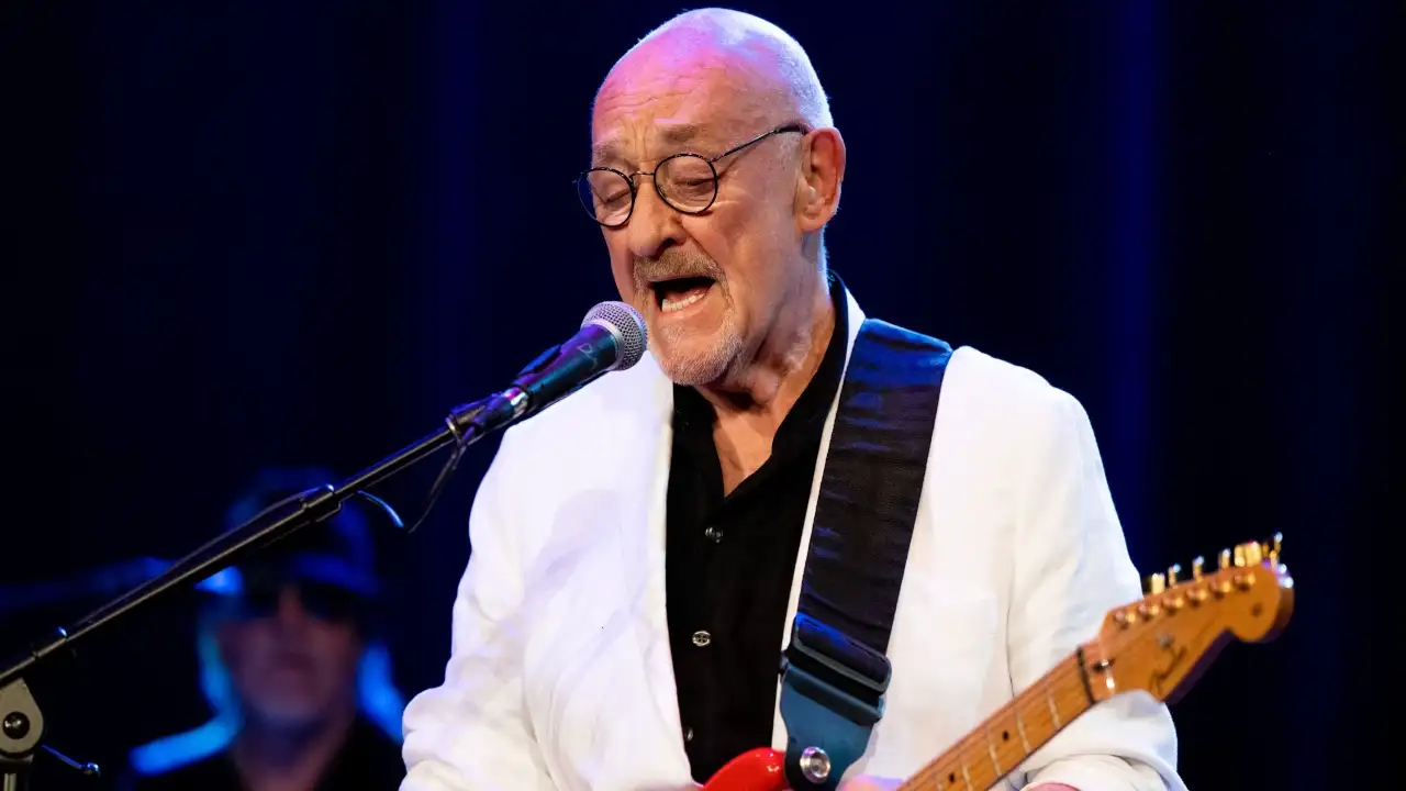 Rock dünyasının efsane ismi hayatını kaybetti