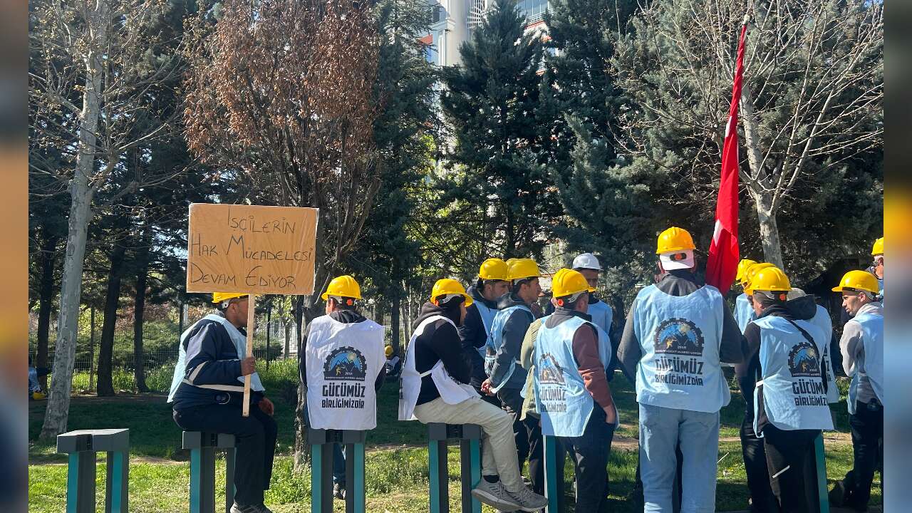 Doruk Madencilik çalışanı işçiler Kurtuluş Parkı'nda: Açlık grevine devam ediliyor