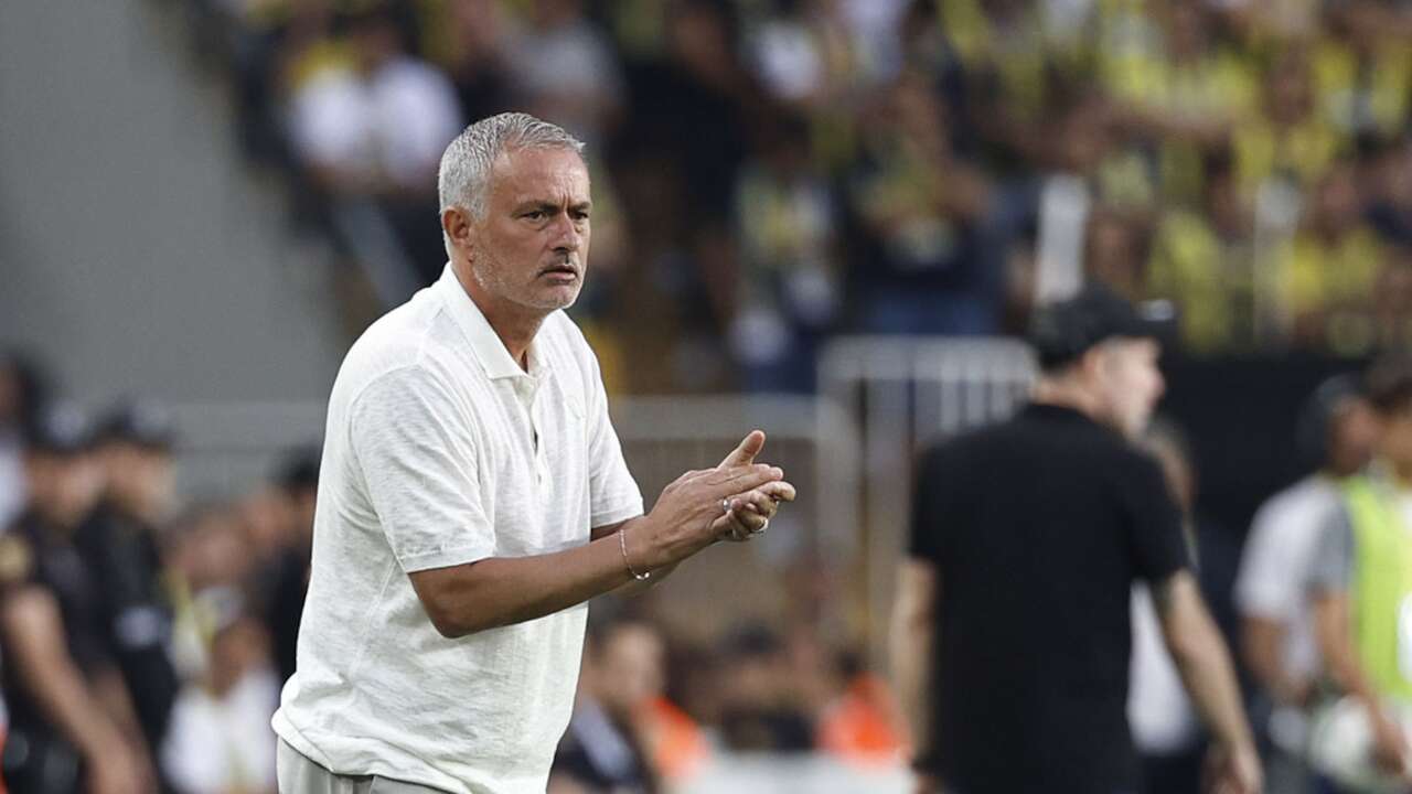 Jose Mourinho'nun aklı eski takımında kaldı: Menajeri kulübün kapısını çaldı