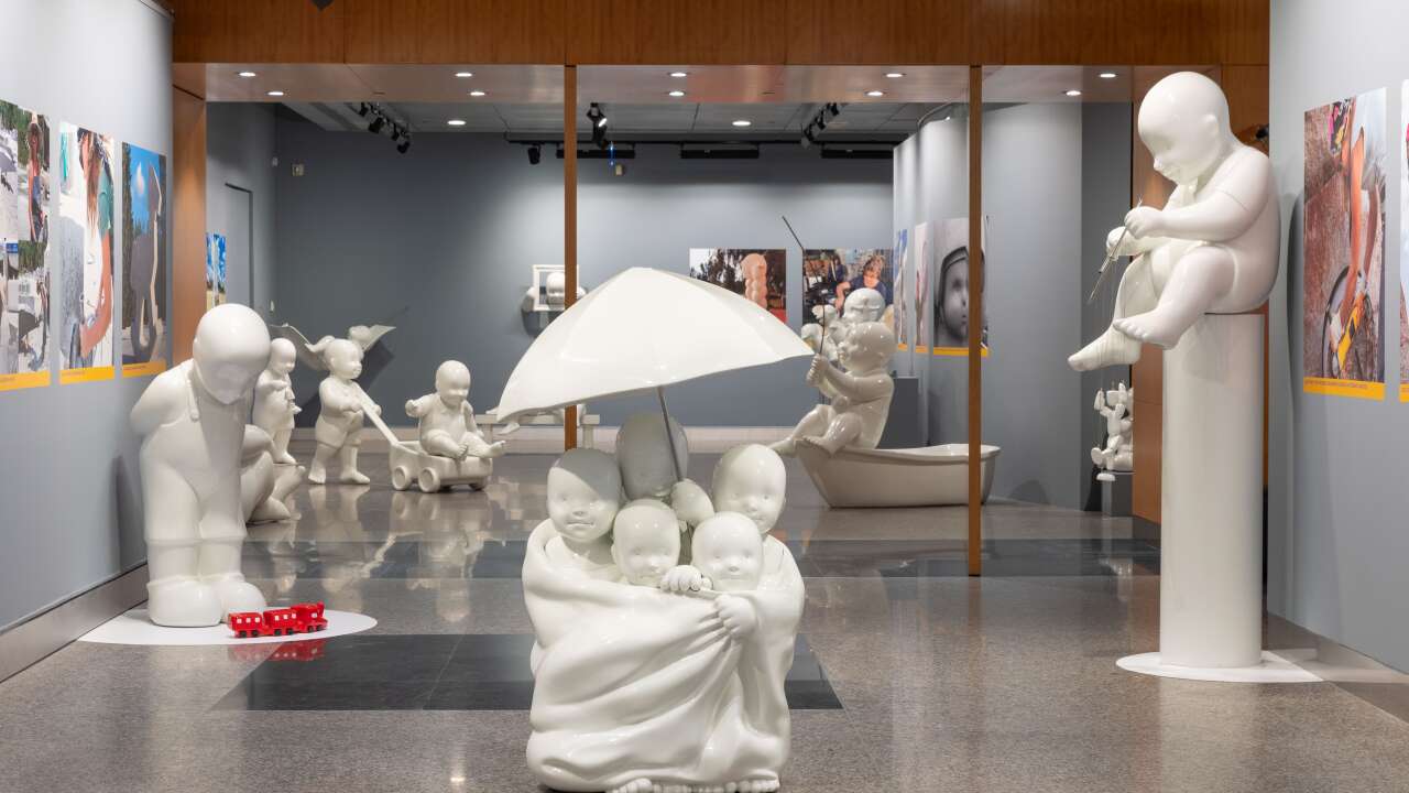 Bu heykelleri görünce sarılmak isteyeceksiniz…