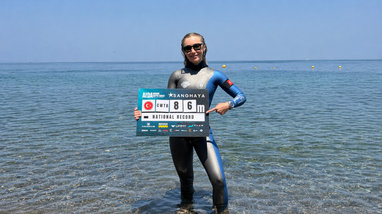 Şahika Ercümen'den yeni rekor 86 metre: Çocuklara armağan etti