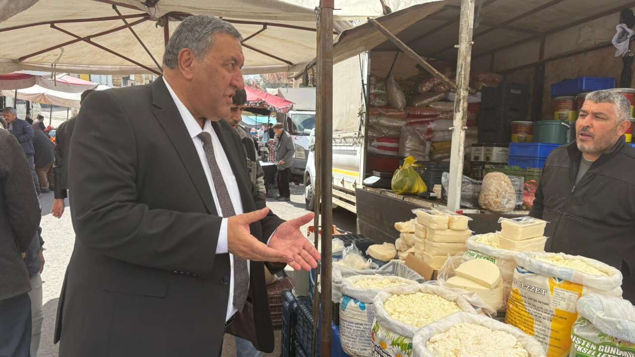 Gürer: Peynir, etle yarışıyor! Günde 1 dilim peynir ayda 2.640 lira
