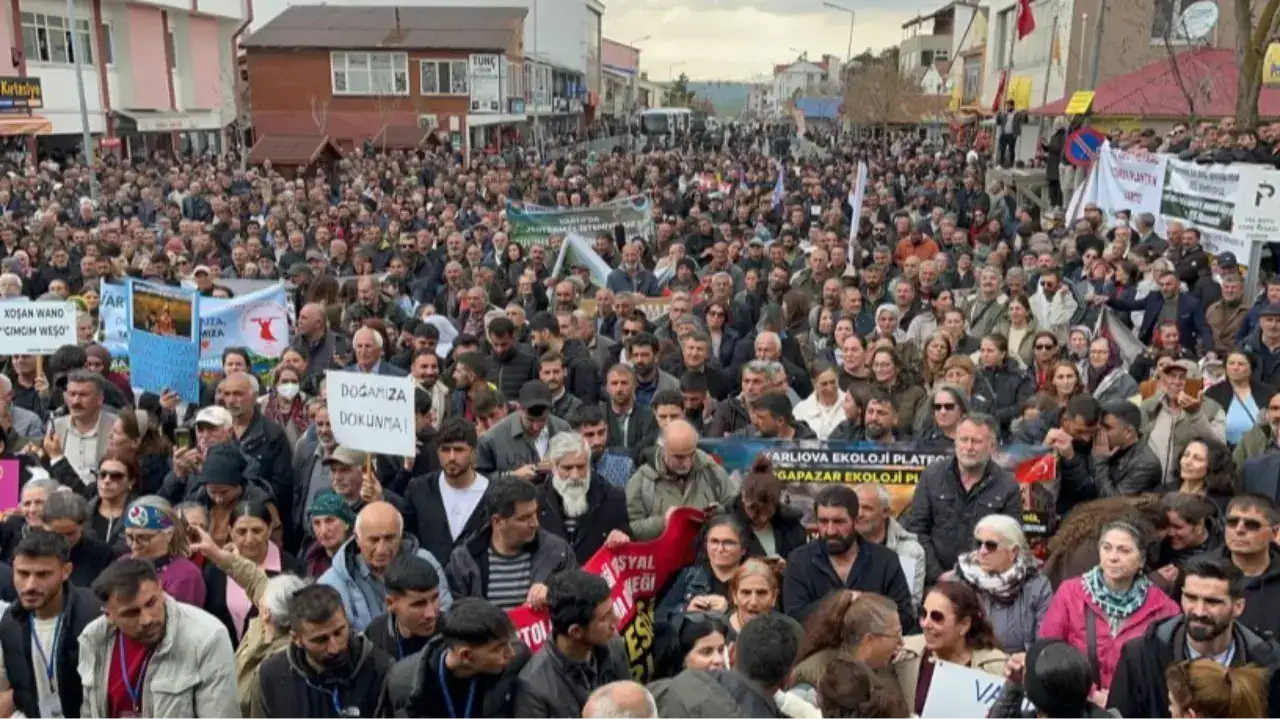 Varto'da JES karşıtı miting: Varto kazanırsa Akbelen kazanacak