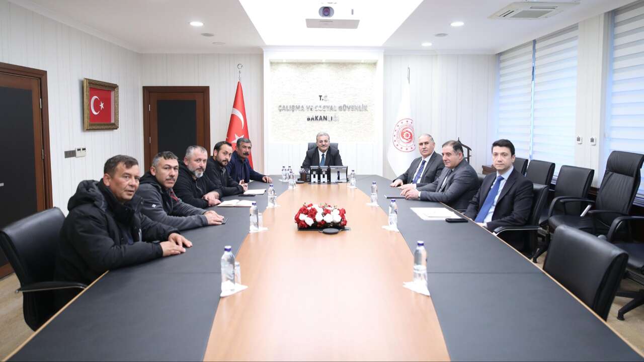 Bakanlıktan madencilerle ilgili açıklama: Şirket alacakların ilk kısmını ödeyeceğini taahhüt etti