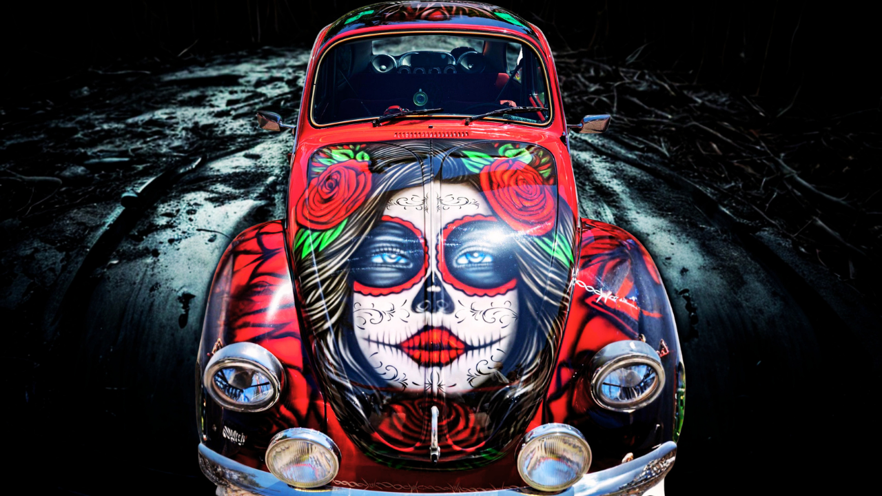 Kültürpark’ta nostalji rüzgârı: Klasik otomobiller yoğun ilgi gördü