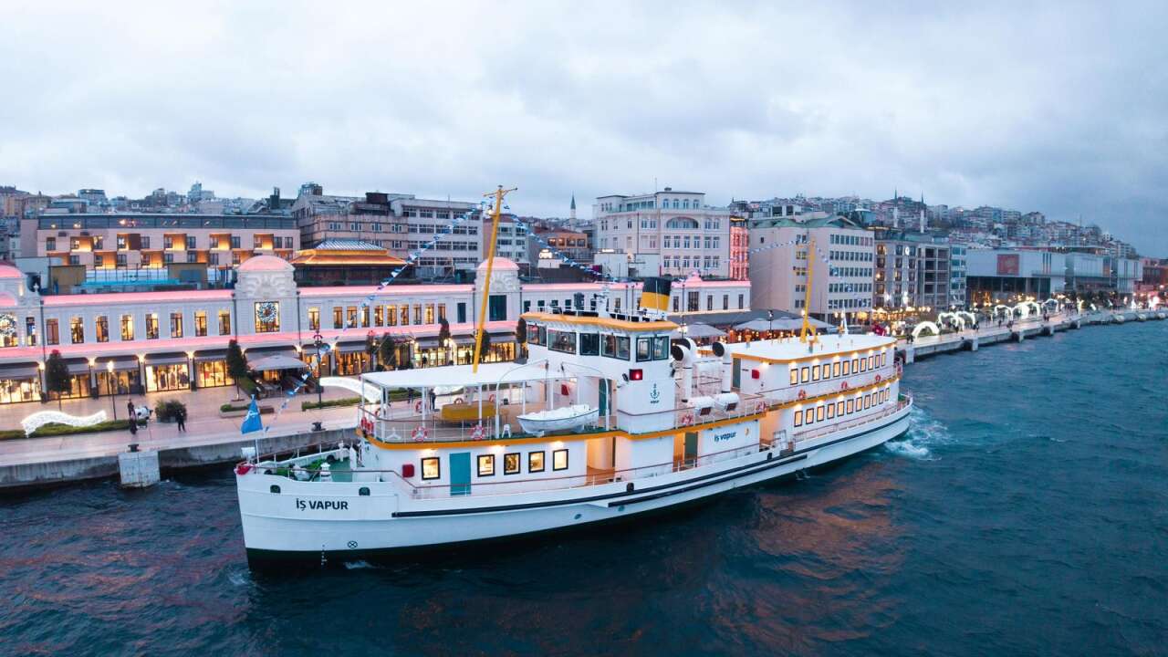 İş Vapur’da sanat yolculuğu: İstanbul’da yüzen sahne dönemi başladı