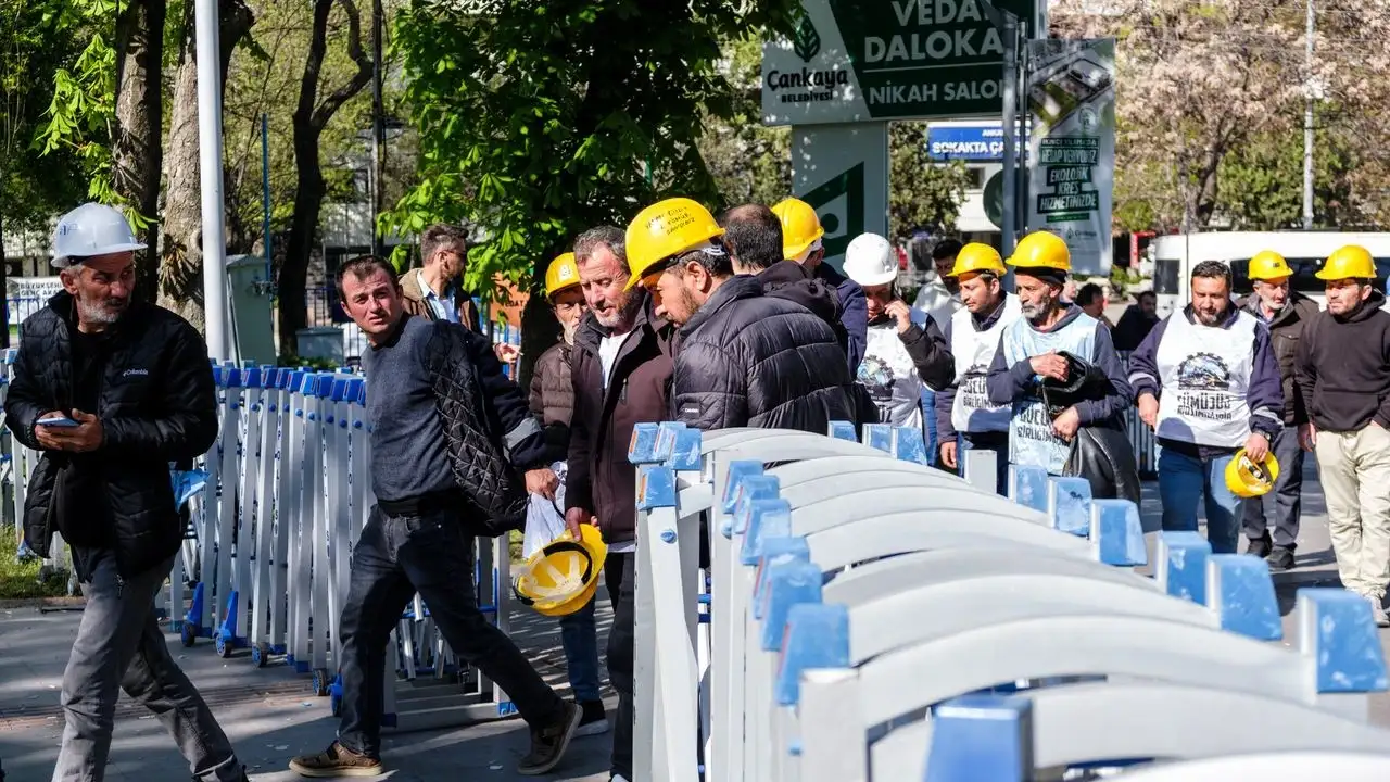Ankara'da madenci direnişi sürüyor: Bakanla görüşmeye gittiler!