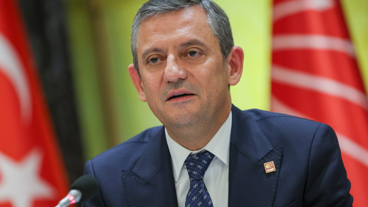 CHP’de 1 Mayıs trafiği: Özgür Özel, işçi sendikalarını ziyaret edecek