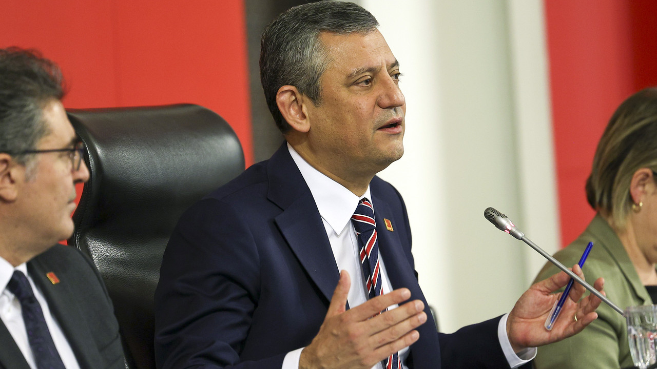 Özgür Özel seçim tarihini verdi: 'En geç Ekim 2027!'