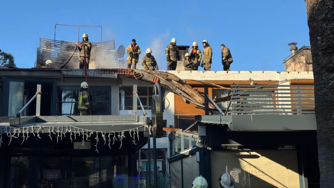 İzmir’de yangın paniği: İtfaiye 5 dakikada müdahale etti faciayı önledi