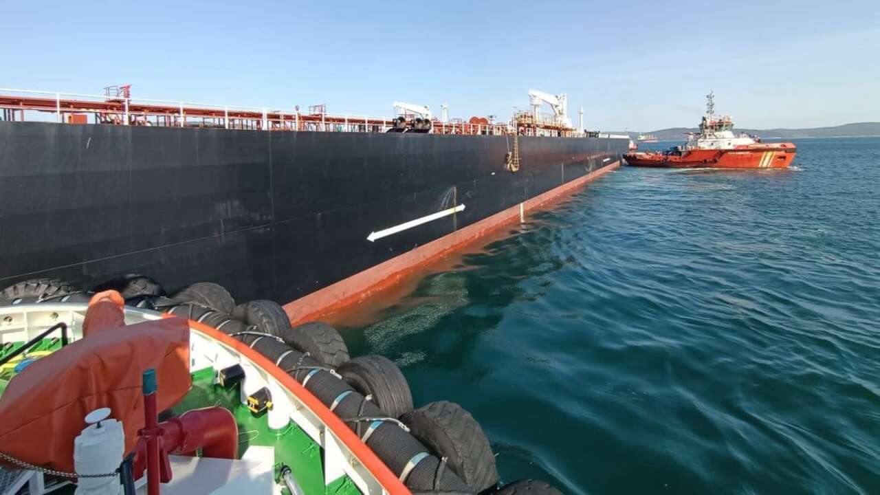 Çanakkale Boğazı'nda gemi trafiği askıya alındı
