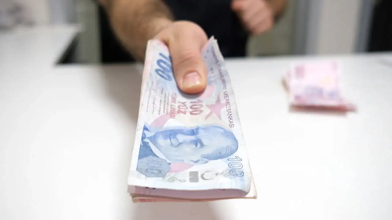 Devlet desteği azaltıldı: İşsizlik maaşları düşebilir