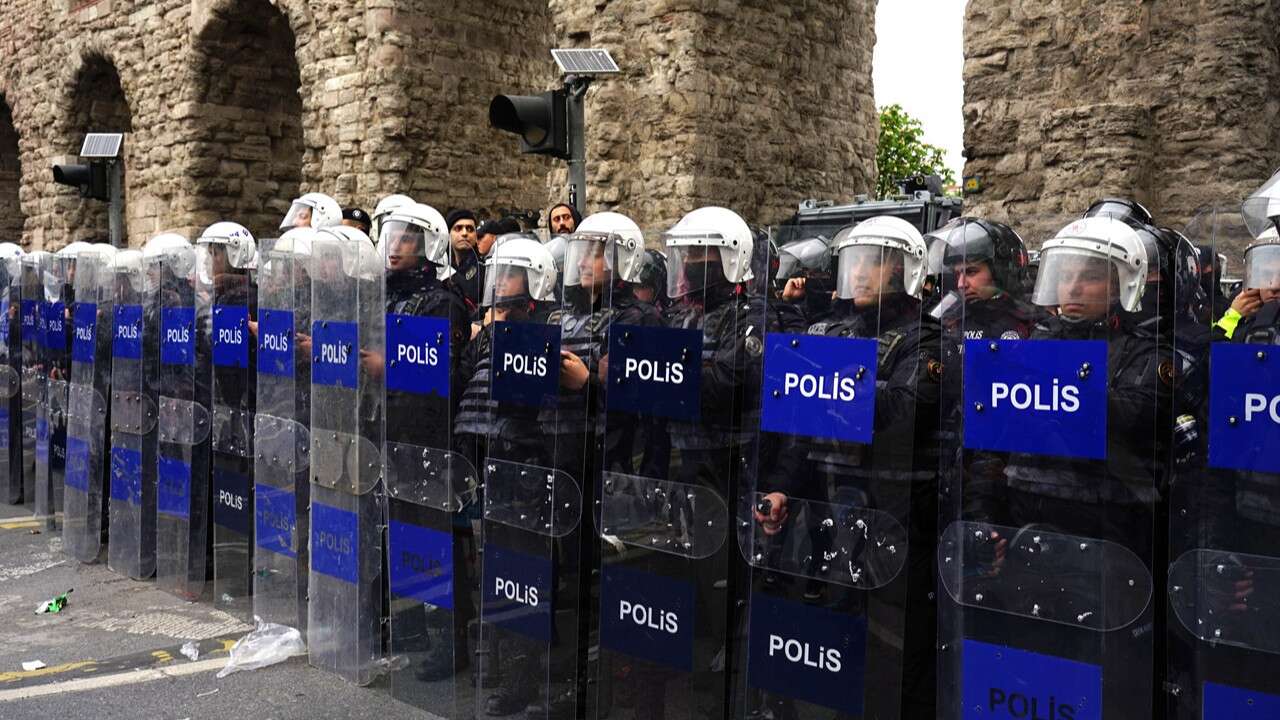 İstanbul Valiliği 1 Mayıs yasaklarını açıkladı: Ulaşım bedava ama ilçeler kapalı