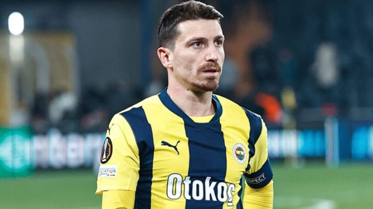 Fenerbahçe kaptanı Mert Hakan Yandaş'a 1 yıl men cezası!
