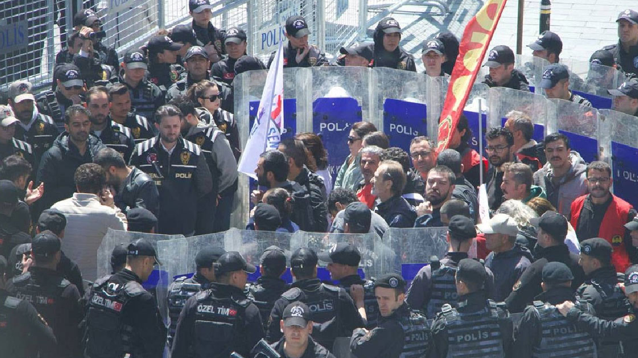 1 Mayıs öncesi ev baskınları: 14 tutuklama, 9 ev hapsi