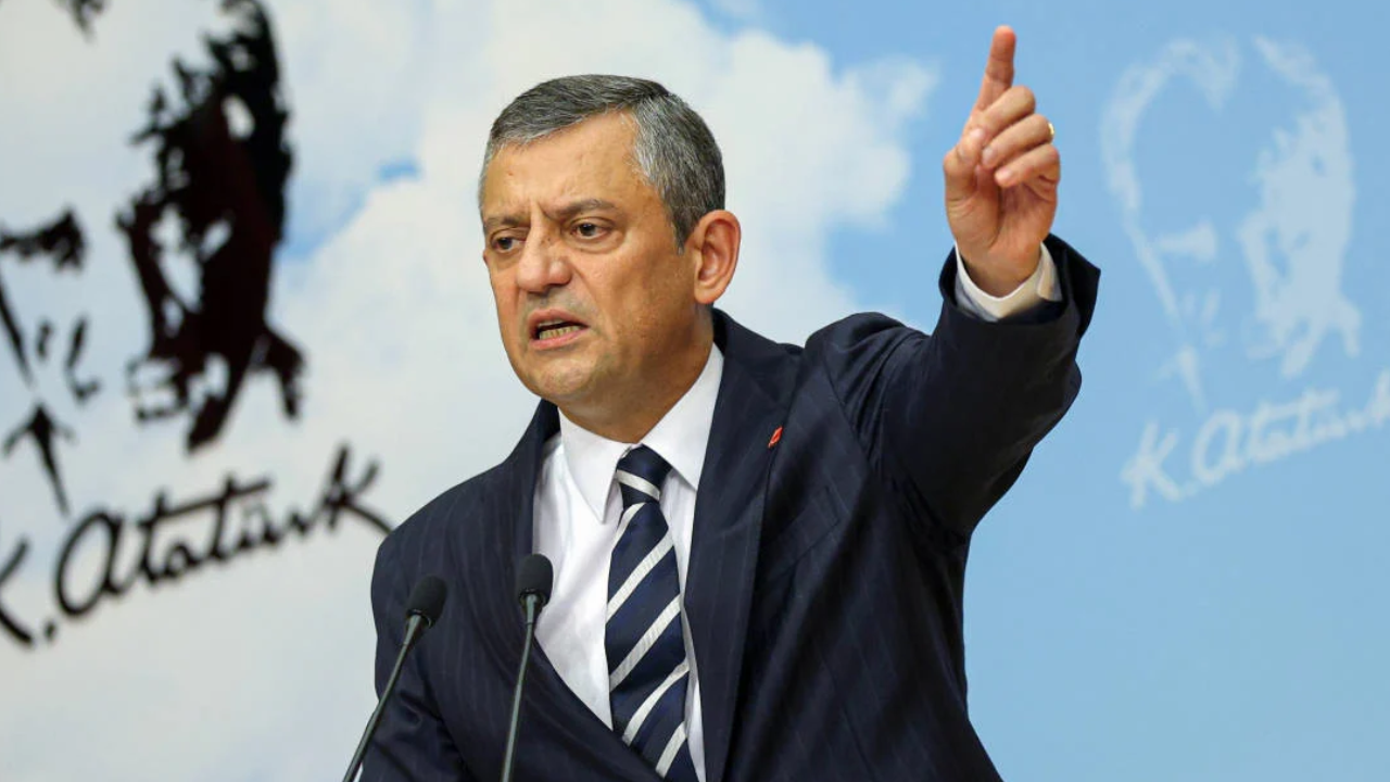 Özgür Özel'den Erdoğan'a 'Sumud Filosu' tepkisi: 'Trump’tan korkmayın Allah’tan korkun!'