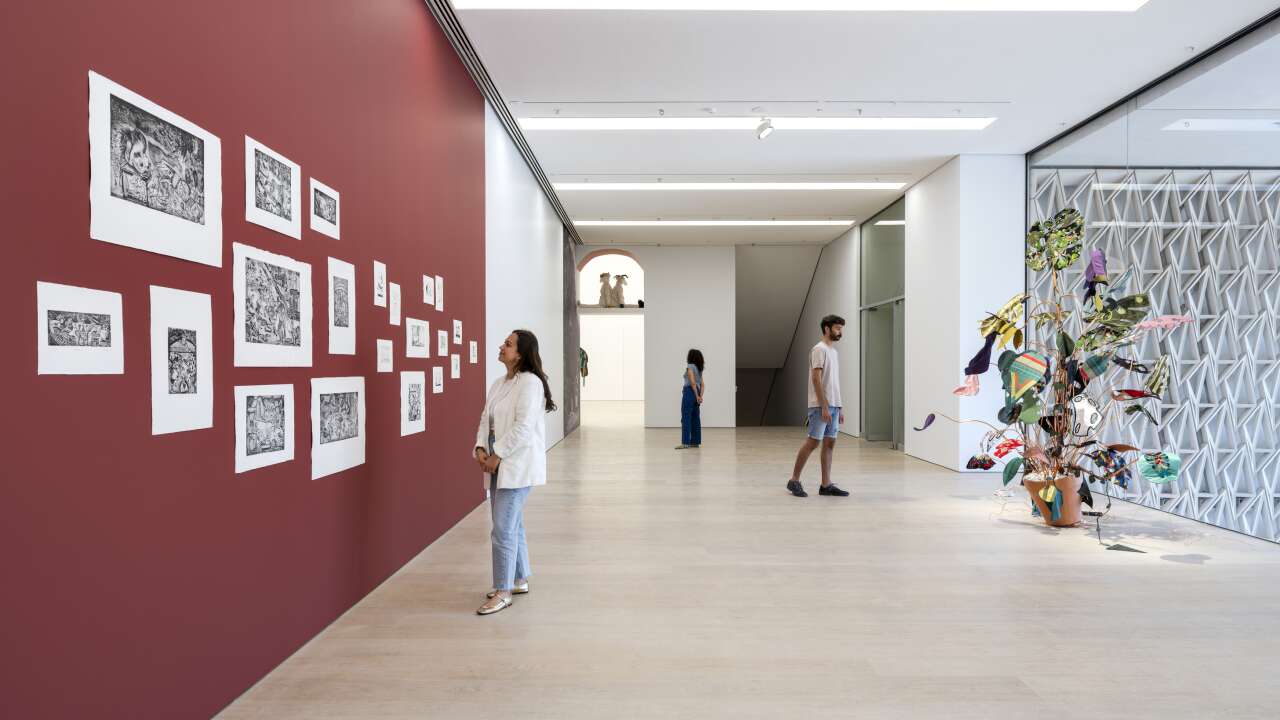 Arter’den işaret diliyle sanat turu