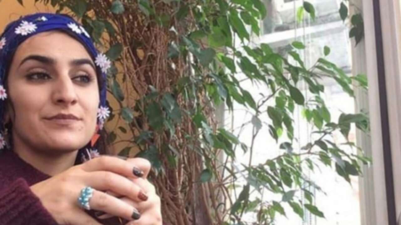Sorular yanıt bekliyor: Esma Kılıçarslan kimdir?