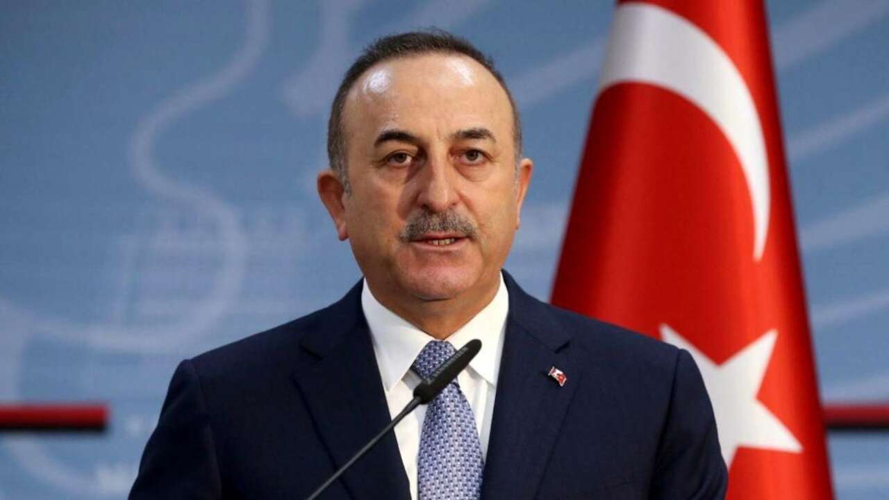 Mevlüt Çavuşoğlu'nun kardeşi vuruldu