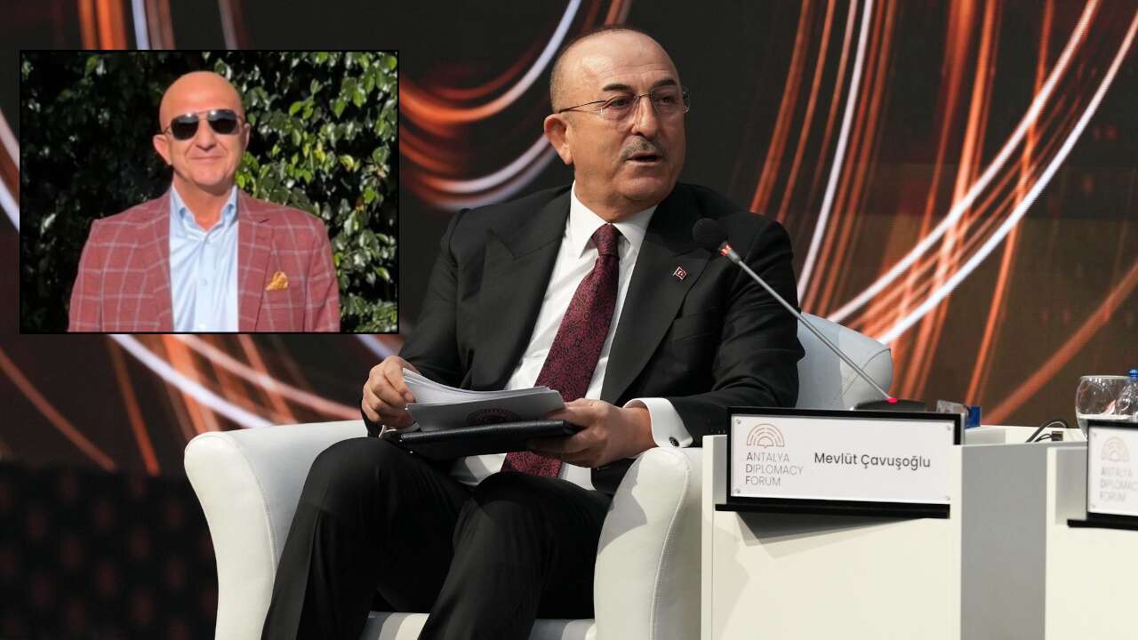 Mevlüt Çavuşoğlu'nun kardeşi vuruldu